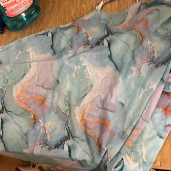 New swimsuit. - Picture 2 of 4